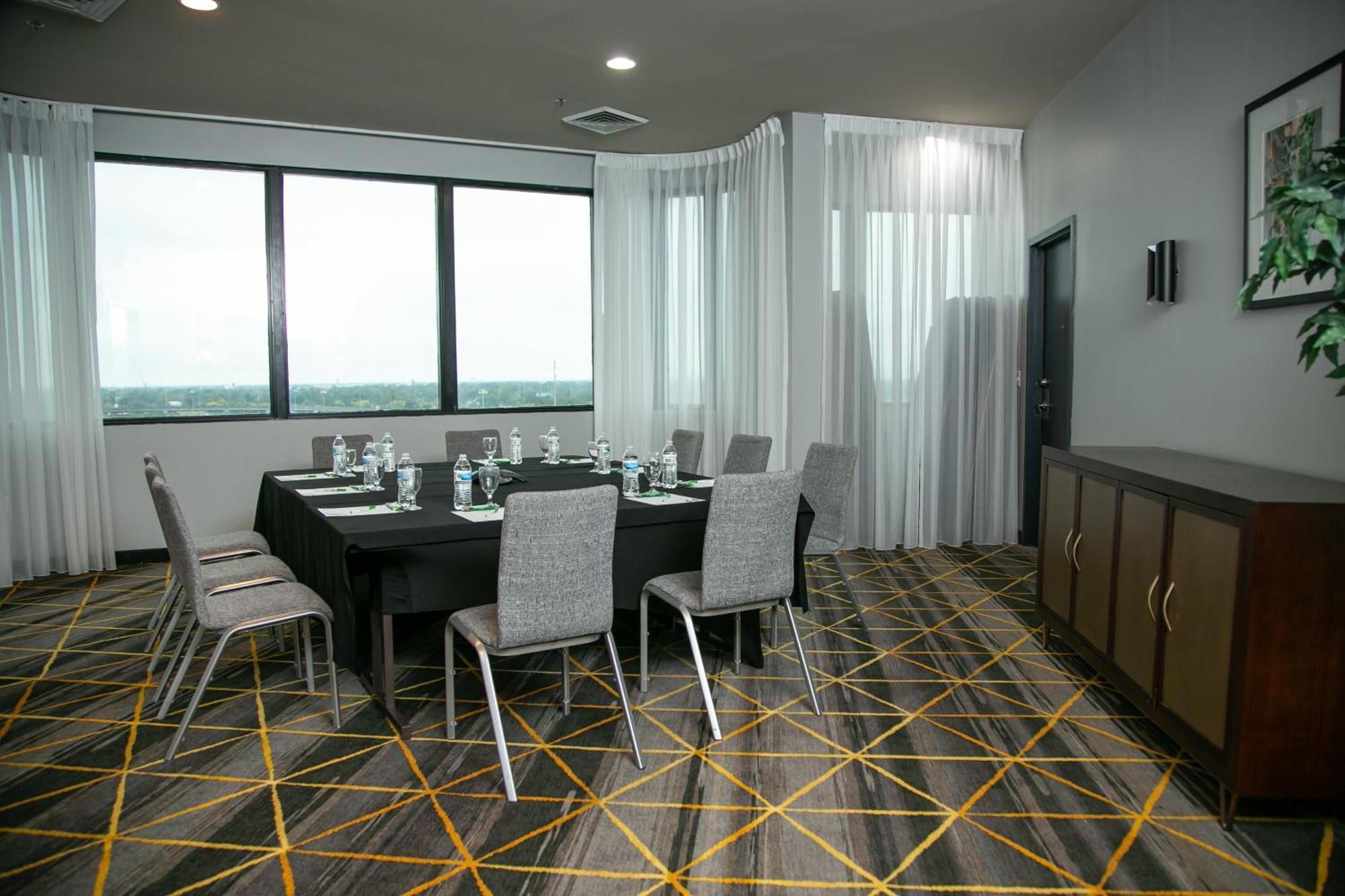 Holiday Inn New Orleans West Bank Tower By Ihg Gretna Extérieur photo